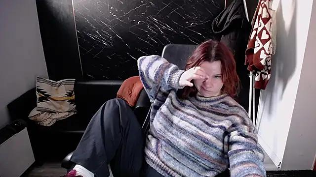 littleviki7 online show from November 13, 8:13 am