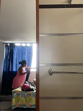 emmyjhonson07 online show from February 21, 3:32 pm