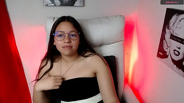 SamanthaRoldaan online show from January 26, 7:52 pm