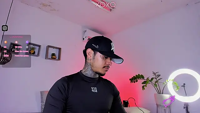 JordanSmiith  online show from January 17, 8:55 pm