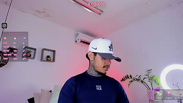 JordanSmiith  online show from January 24, 8:54 pm