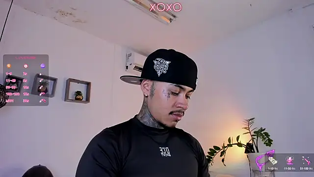 JordanSmiith  online show from January 31, 7:40 pm