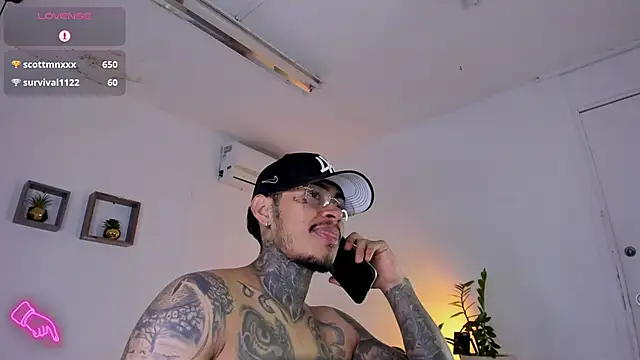 JordanSmiith  online show from February 20, 11:54 pm