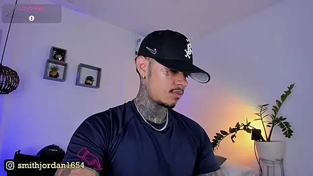 JordanSmiith  online show from March 7, 8:44 pm