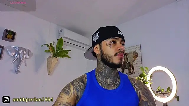 JordanSmiith  online show from September 19, 8:20 pm