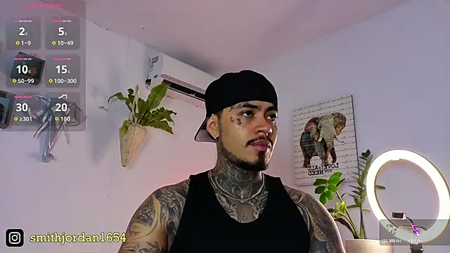 JordanSmiith  online show from November 10, 9:03 pm