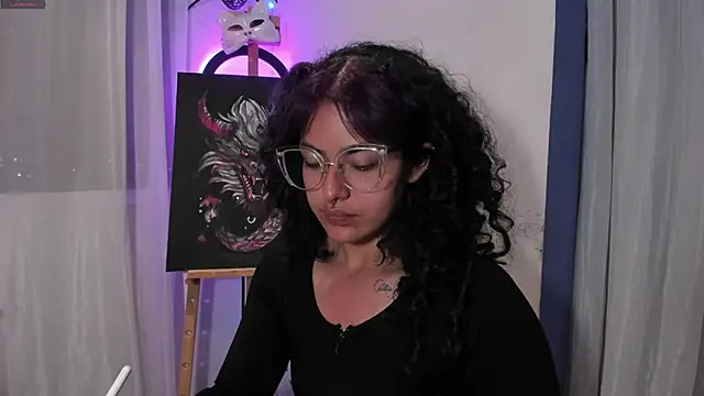 Snapshot of witchviolet chatting on February 9, 11:46 pm witchviolet online show from February 9, 11:46 pm
