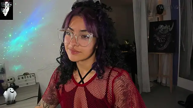 Snapshot of witchviolet chatting on February 19, 11:57 pm witchviolet online show from February 19, 11:57 pm