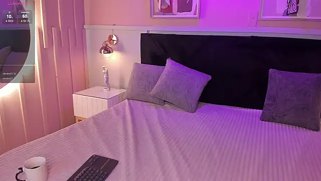 chloe watson  online show from April 28, 7:41 pm