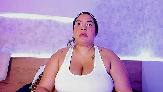 Snapshot of tatijara chatting on February 9, 3:00 am tatijara online show from February 9, 3:00 am