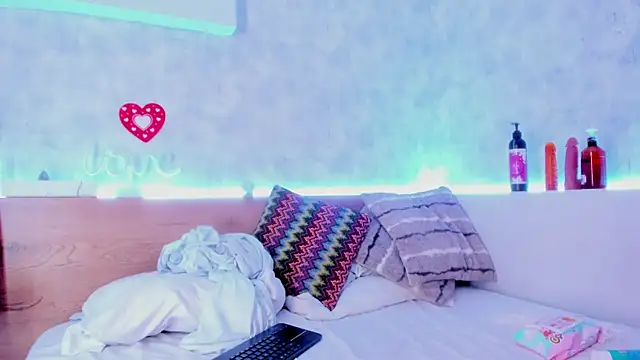 Snapshot of tatijara chatting on February 23, 7:00 am tatijara online show from February 23, 7:00 am