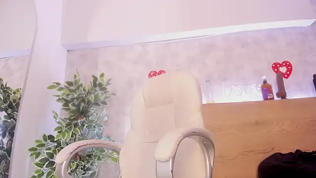 Snapshot of tatijara chatting on March 5, 9:16 am tatijara online show from March 5, 9:16 am