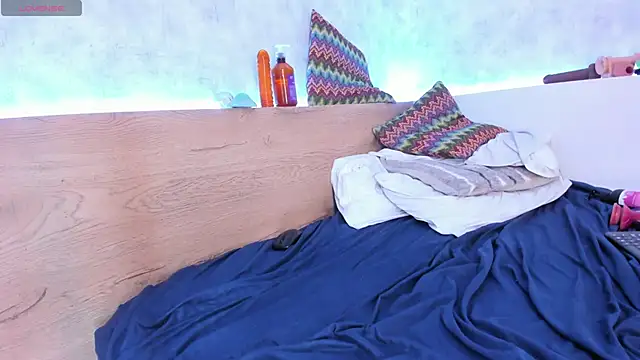 Snapshot of tatijara chatting on March 13, 2:16 am tatijara online show from March 13, 2:16 am