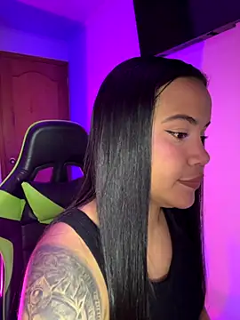 leila 22 online show from September 29, 7:57 am