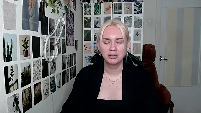 CapriScorpion online show from November 15, 9:50 am