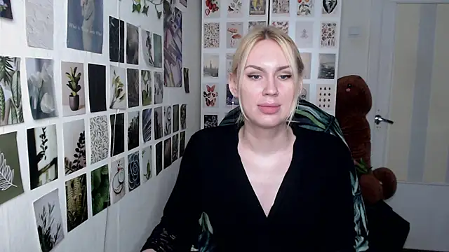 CapriScorpion online show from May 17, 3:19 pm