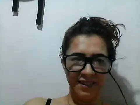 Snapshot of mademonsexy chatting on January 18, 8:51 pm mademonsexy online show from January 18, 8:51 pm