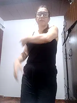 Snapshot of mademonsexy chatting on January 23, 2:44 am mademonsexy online show from January 23, 2:44 am