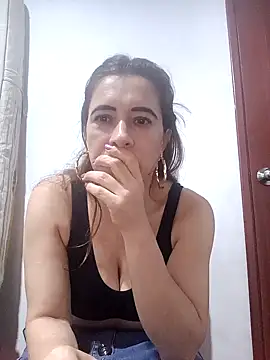 Snapshot of mademonsexy chatting on February 2, 10:49 pm mademonsexy online show from February 2, 10:49 pm