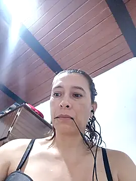 Snapshot of mademonsexy chatting on February 20, 9:31 pm mademonsexy online show from February 20, 9:31 pm