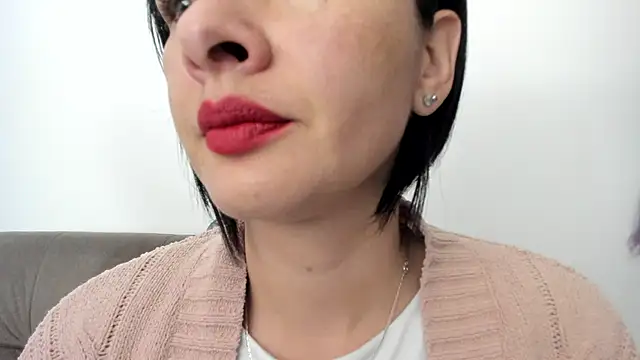 queen fetish online show from January 16, 9:48 am