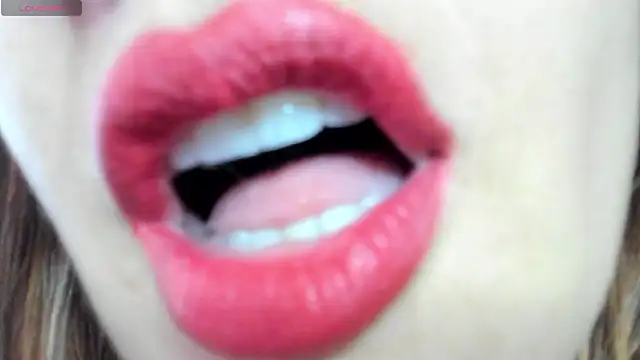 queen fetish online show from March 14, 5:40 pm