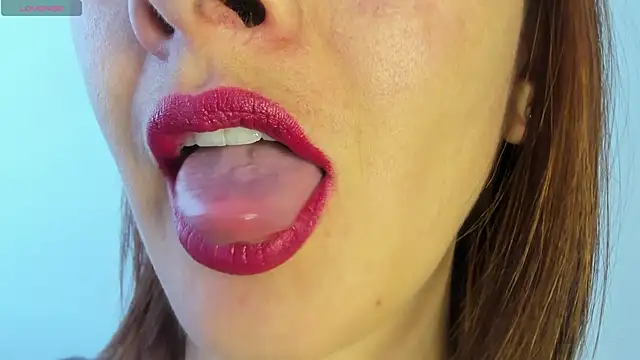 Snapshot of queen_fetish chatting on April 26, 2:48 pm queen fetish online show from April 26, 2:48 pm