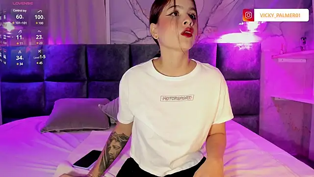 AnneDixie online show from January 29, 11:30 am