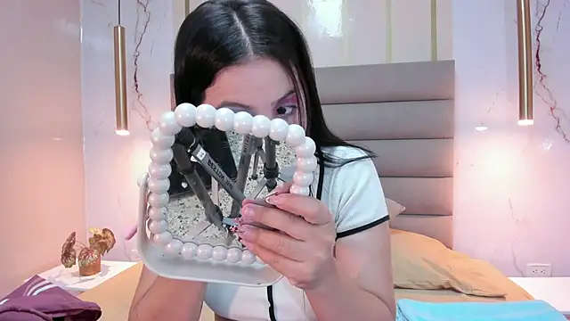 AnneDixie online show from October 18, 3:09 am