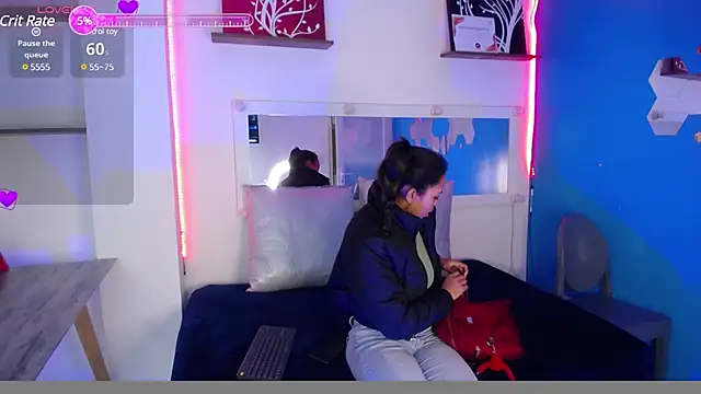 Snapshot of CarolRodriguez_ chatting on December 21, 12:59 pm CarolRodriguez online show from December 21, 12:59 pm