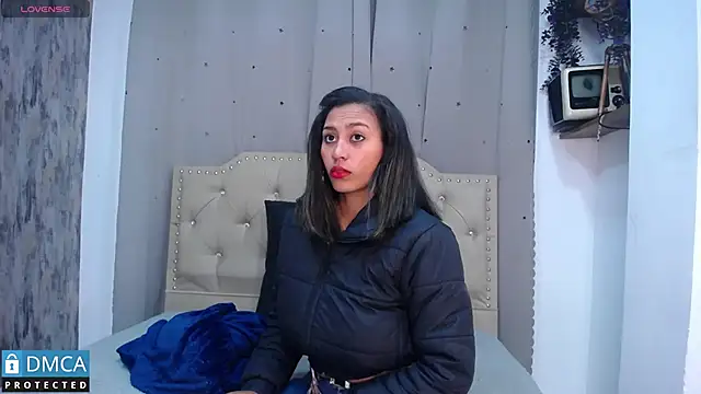 Snapshot of CarolRodriguez_ chatting on February 25, 2:36 am CarolRodriguez online show from February 25, 2:36 am