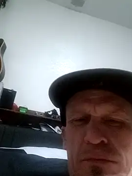 Snapshot of ironwood420 chatting on January 11, 12:21 pm ironwood420 online show from January 11, 12:21 pm