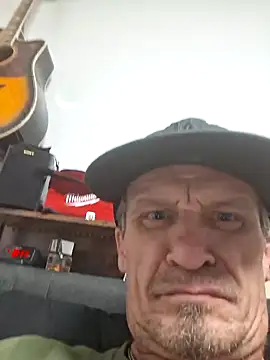 Snapshot of ironwood420 chatting on March 29, 12:10 am ironwood420 online show from March 29, 12:10 am