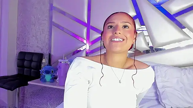 Snapshot of Miia002 chatting on September 19, 3:41 am Miia002 online show from September 19, 3:41 am