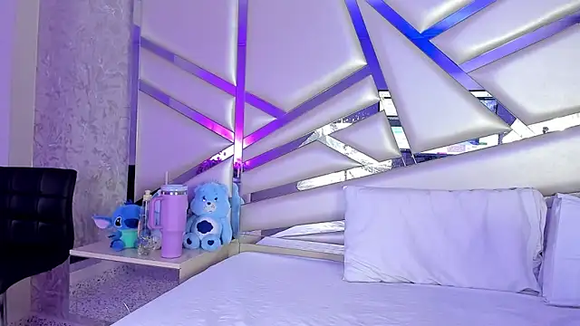 Snapshot of Miia002 chatting on September 25, 3:10 am Miia002 online show from September 25, 3:10 am