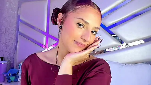 Snapshot of Miia002 chatting on October 2, 3:13 am Miia002 online show from October 2, 3:13 am