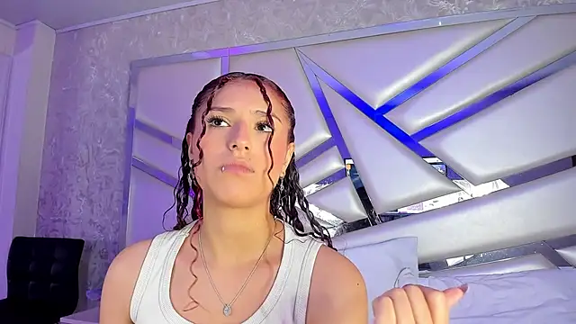 Snapshot of Miia002 chatting on October 8, 3:15 am Miia002 online show from October 8, 3:15 am