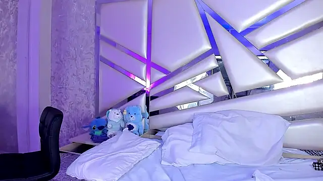 Snapshot of Miia002 chatting on October 11, 3:06 am Miia002 online show from October 11, 3:06 am