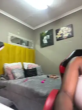 Snapshot of Bustygoddess32 chatting on January 23, 11:58 am Bustygoddess32 online show from January 23, 11:58 am