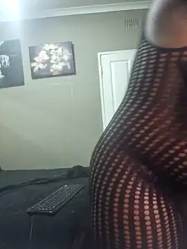 Snapshot of Bustygoddess32 chatting on February 26, 9:48 pm Bustygoddess32 online show from February 26, 9:48 pm