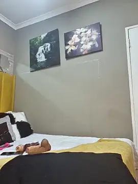 Snapshot of Bustygoddess32 chatting on March 5, 11:38 pm Bustygoddess32 online show from March 5, 11:38 pm