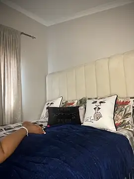 Snapshot of Bustygoddess32 chatting on November 1, 12:29 pm Bustygoddess32 online show from November 1, 12:29 pm