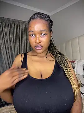 Bustygoddess32 online show from May 8, 10:48 pm