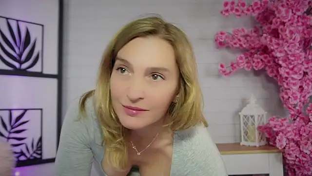 ms natty online show from October 8, 6:05 pm