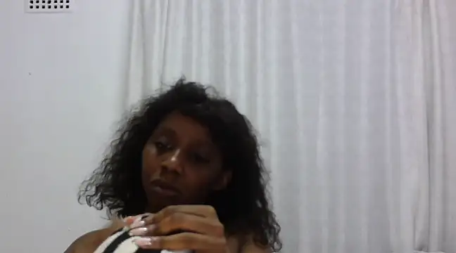Sexxybella27 online show from December 29, 10:36 pm