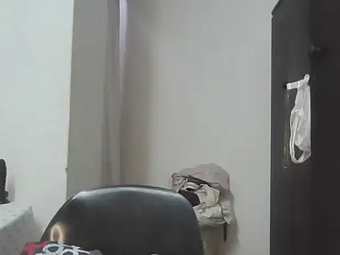 Sexxybella27 online show from October 24, 9:33 pm