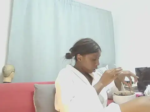 Sexxybella27 online show from May 12, 8:28 pm