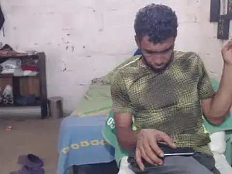 Snapshot of erik_alexander chatting on February 23, 8:00 pm erik alexander online show from February 23, 8:00 pm