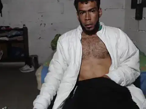 Snapshot of erik_alexander chatting on March 4, 12:29 am erik alexander online show from March 4, 12:29 am