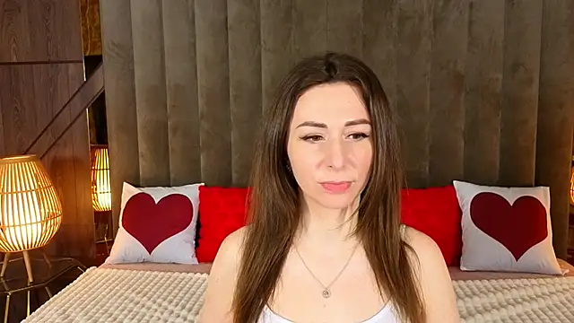 KimmmLi online show from February 25, 2:05 pm